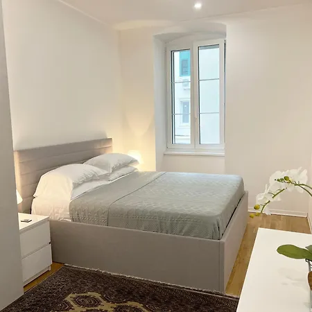 Trieste 411 E Trieste 411 II - Rooms & Apartments 4*