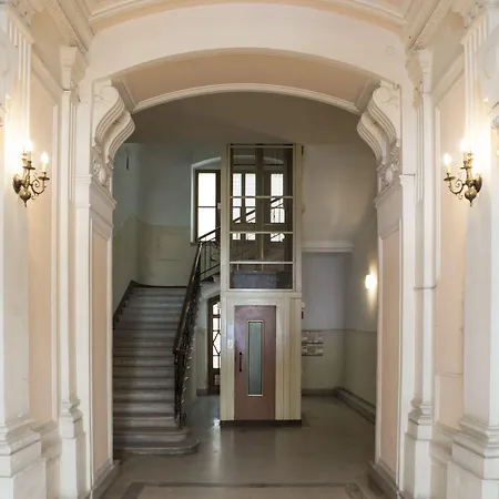 Casa de hóspedes 411 - &