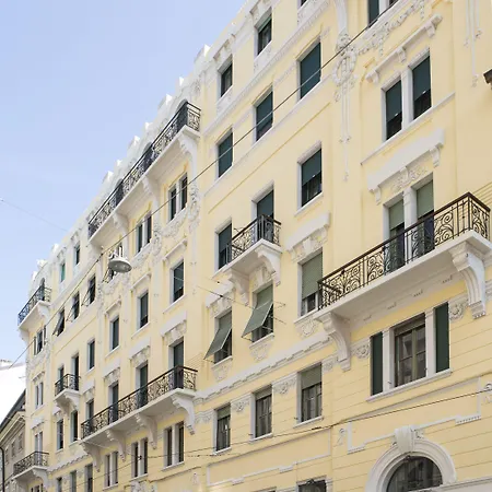 411 - & Casa de hóspedes Trieste