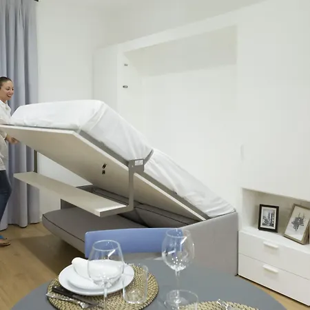 Guest house 411 E 411 Ii - & 4*