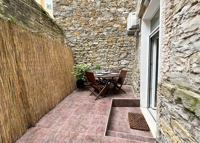 ゲストハウス 411 - &