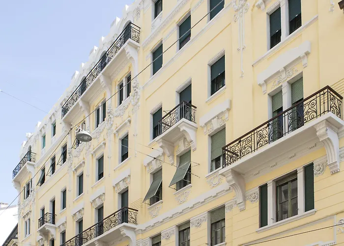 411 - & Gasthuis Triëst