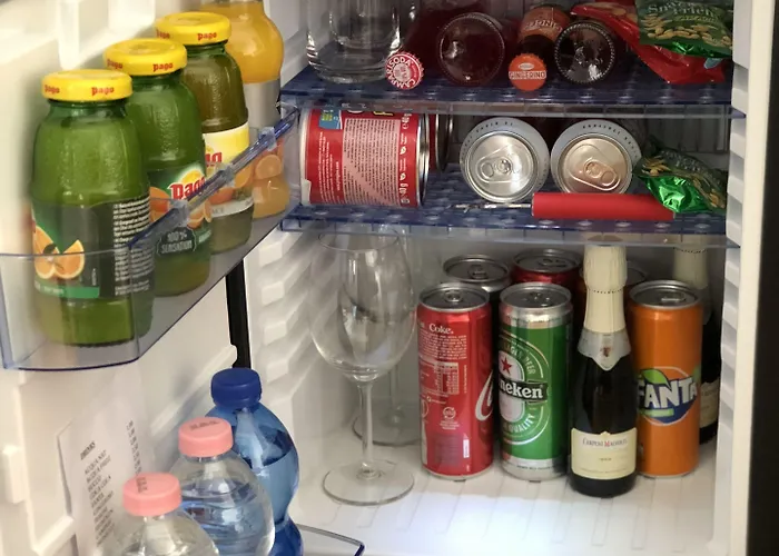 411 - & ゲストハウス